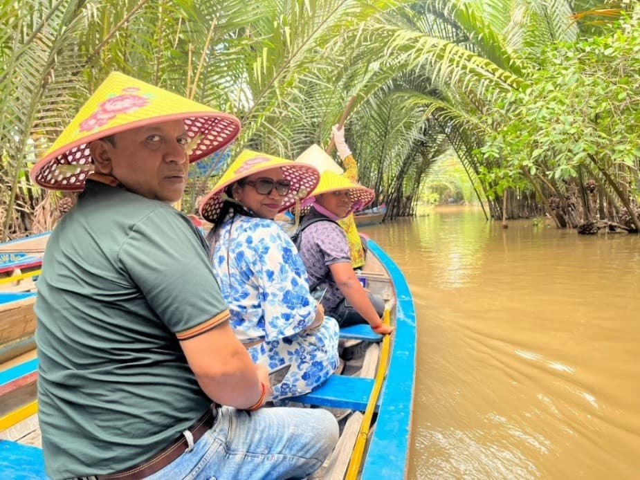 6N7D – Vietnam Standard Package with Day Cruise