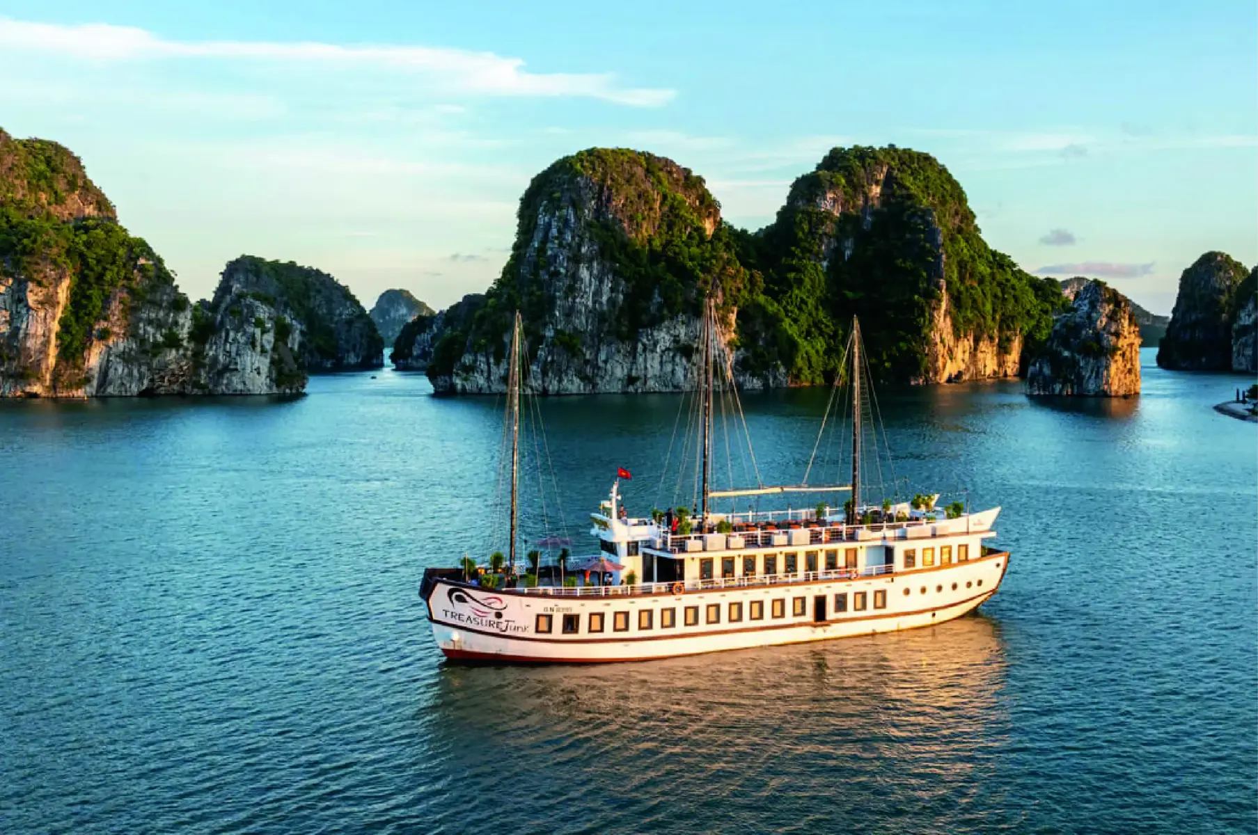 Ha Long Bay